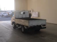 Hino DUTRO лот № 14 оценка 3  с аукциона в Японии 1