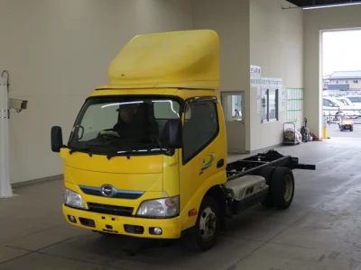 Hino DUTRO  с аукциона в Японии