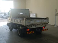 Hino DUTRO лот № 10018 оценка 3.5  с аукциона в Японии 1