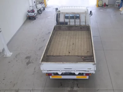 Toyota DYNA  с аукциона в Японии