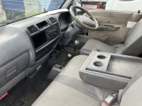 Mazda BONGO лот № 1516 оценка 3  с аукциона в Японии 4