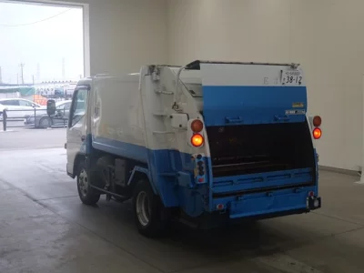 Mitsubishi Fuso Canter