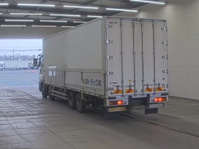 Mitsubishi FUSO SUPER GREAT