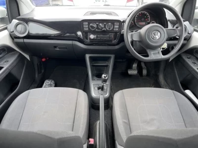 Volkswagen UP  с аукциона в Японии