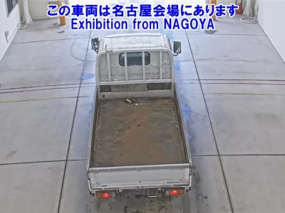 Toyota DYNA  с аукциона в Японии