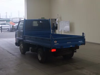 Mazda TITAN  с аукциона в Японии