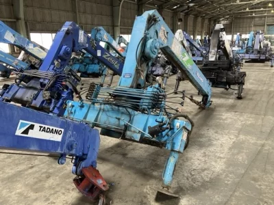 TADANO CRANE