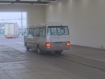 Toyota COASTER