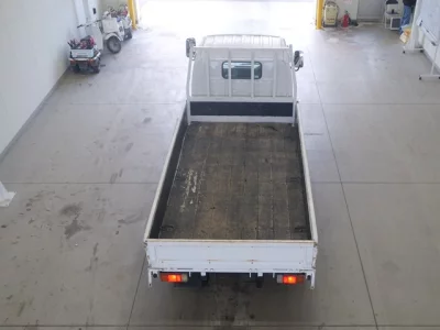 Toyota DYNA  с аукциона в Японии