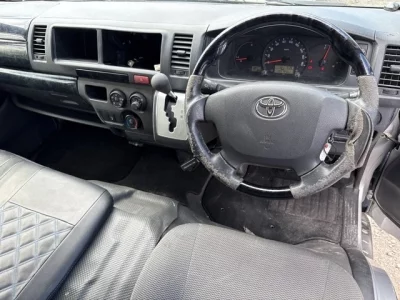 Toyota HIACE VAN  с аукциона в Японии