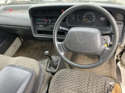 Toyota HIACE VAN  с аукциона в Японии