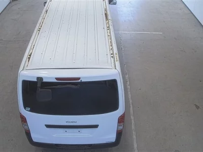 Isuzu COMO  с аукциона в Японии