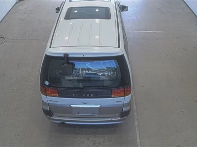 Nissan ELGRAND  с аукциона в Японии