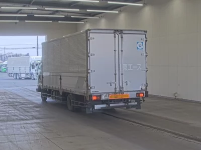 Mitsubishi FUSO FIGHTER