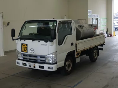 Mazda TITAN  с аукциона в Японии