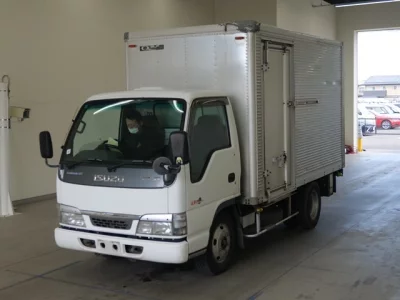 Isuzu ELF