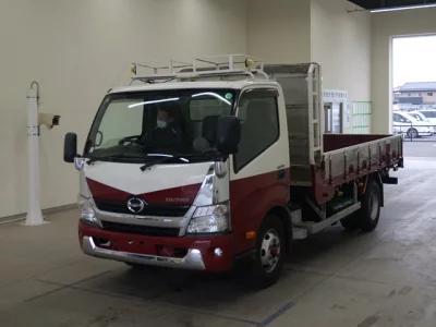 Hino DUTRO  с аукциона в Японии