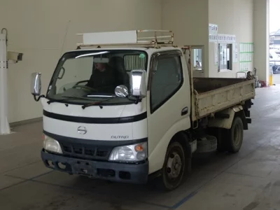 Hino DUTRO  с аукциона в Японии