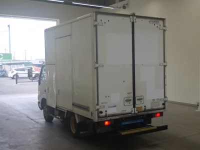 Hino DUTRO  с аукциона в Японии
