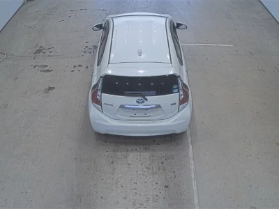 Toyota AQUA  с аукциона в Японии
