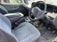 Toyota HIACE VAN лот № 20368 оценка RA  с аукциона в Японии 7