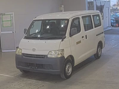 Toyota LITE ACE VAN  с аукциона в Японии