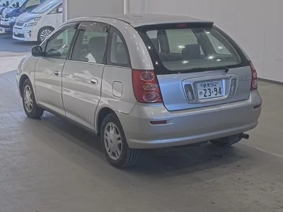 Toyota NADIA  с аукциона в Японии