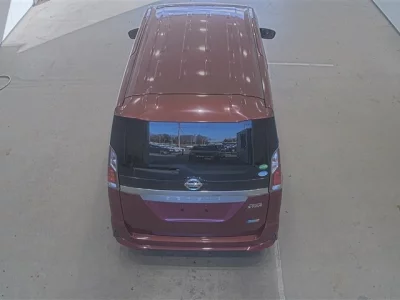 Nissan SERENA  с аукциона в Японии