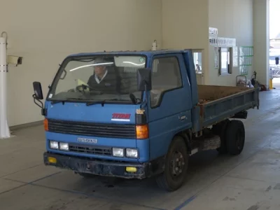 Mazda TITAN  с аукциона в Японии