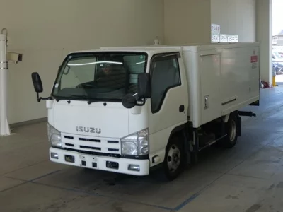 Isuzu Elf
