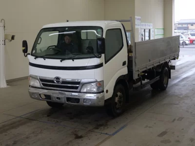 Hino DUTRO  с аукциона в Японии