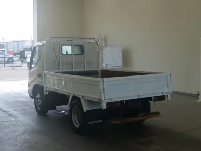 Hino DUTRO  с аукциона в Японии