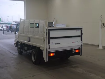 Hino DUTRO  с аукциона в Японии
