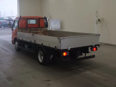 Hino DUTRO  с аукциона в Японии