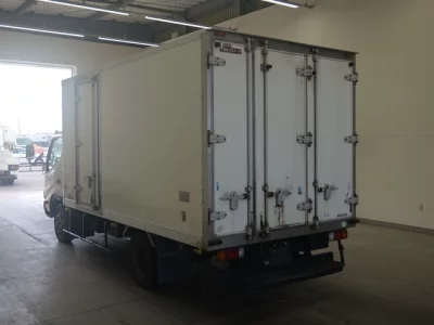 Hino DUTRO  с аукциона в Японии