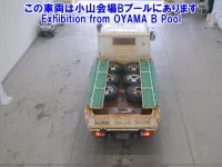 Hino DUTRO лот № 10059 оценка 3.5  с аукциона в Японии 2