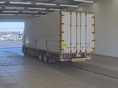 Hino PROFIA  с аукциона в Японии