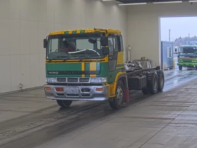 Hino PROFIA  с аукциона в Японии
