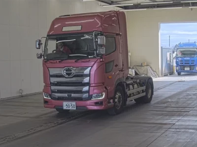Hino PROFIA  с аукциона в Японии