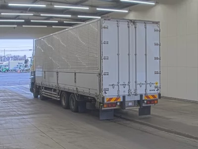 Hino PROFIA  с аукциона в Японии