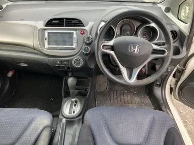 Honda FIT  с аукциона в Японии