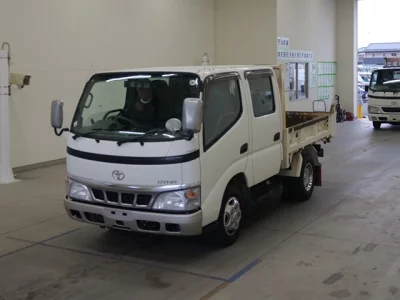 Toyota DYNA  с аукциона в Японии