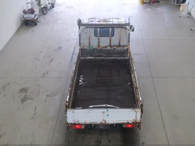 Toyota DYNA  с аукциона в Японии