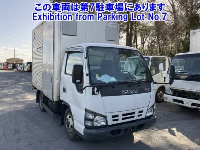 Isuzu Elf