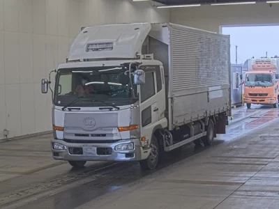 Nissan CONDOR