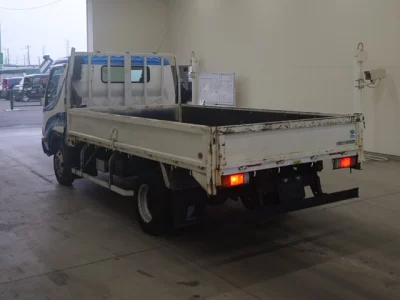 Hino DUTRO  с аукциона в Японии