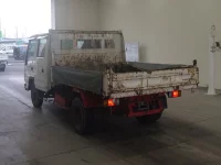 Mazda TITAN лот № 1831 оценка 3  с аукциона в Японии 1