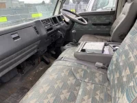 Mazda TITAN лот № 1978 оценка R  с аукциона в Японии 4