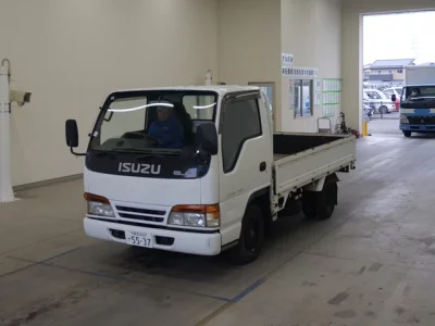 Isuzu ELF