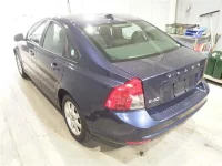Volvo S40 лот № 7001 оценка 4  с аукциона в Японии 4